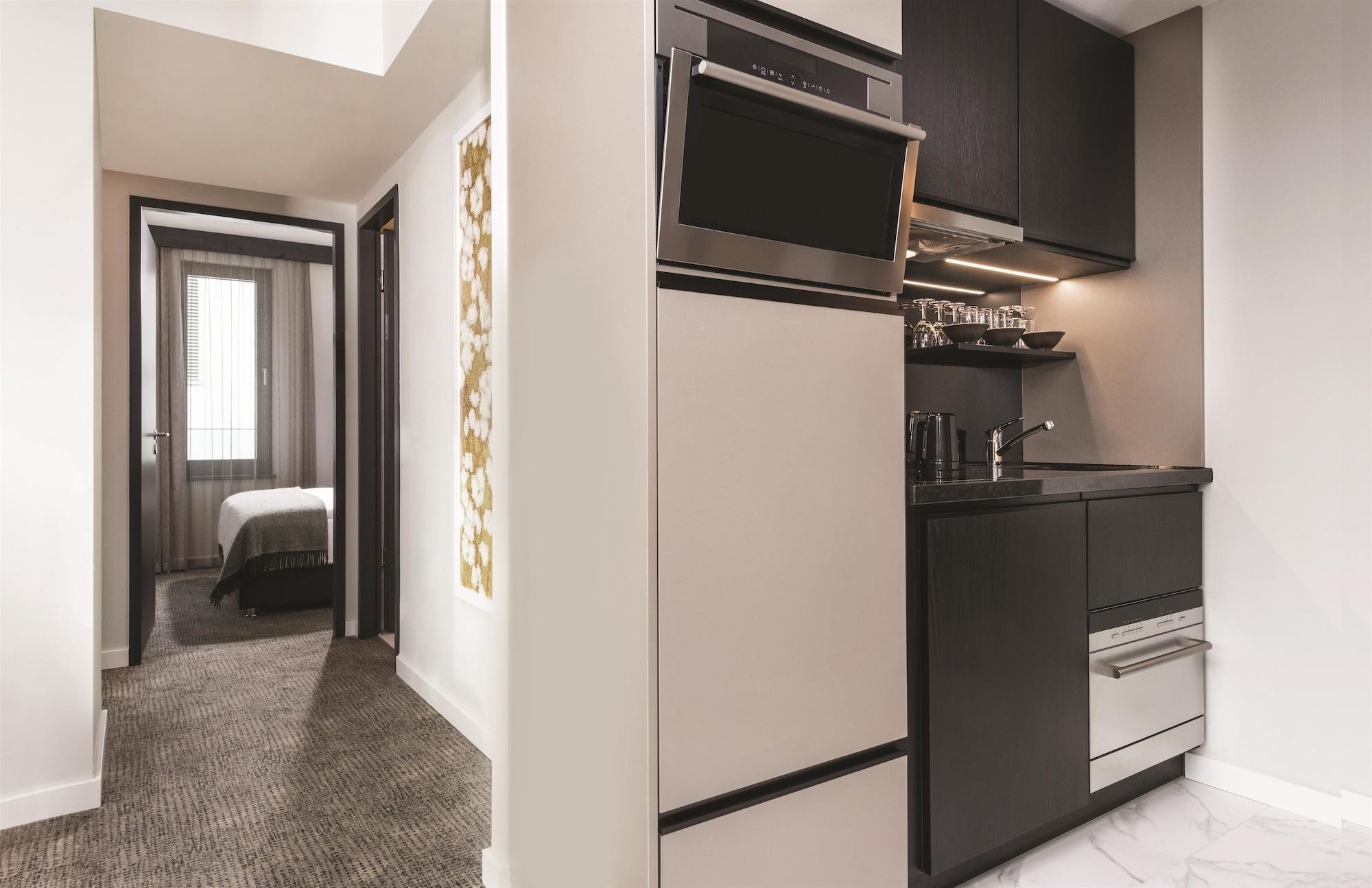 Adina Apartment Hotel Frankfurt Westend Франкфурт-на-Майне Экстерьер фото