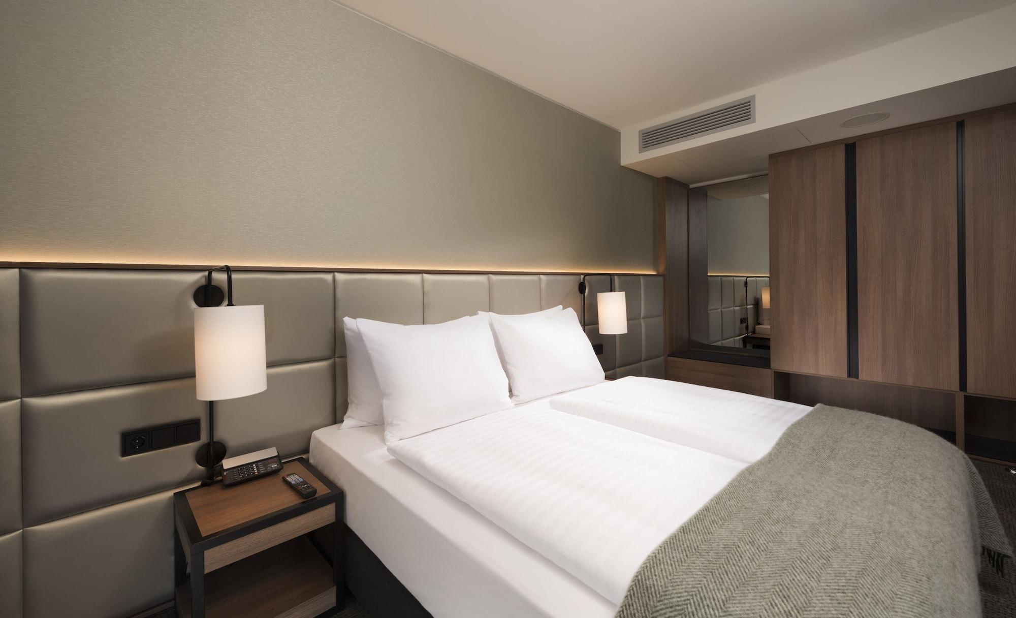 Adina Apartment Hotel Frankfurt Westend Франкфурт-на-Майне Экстерьер фото